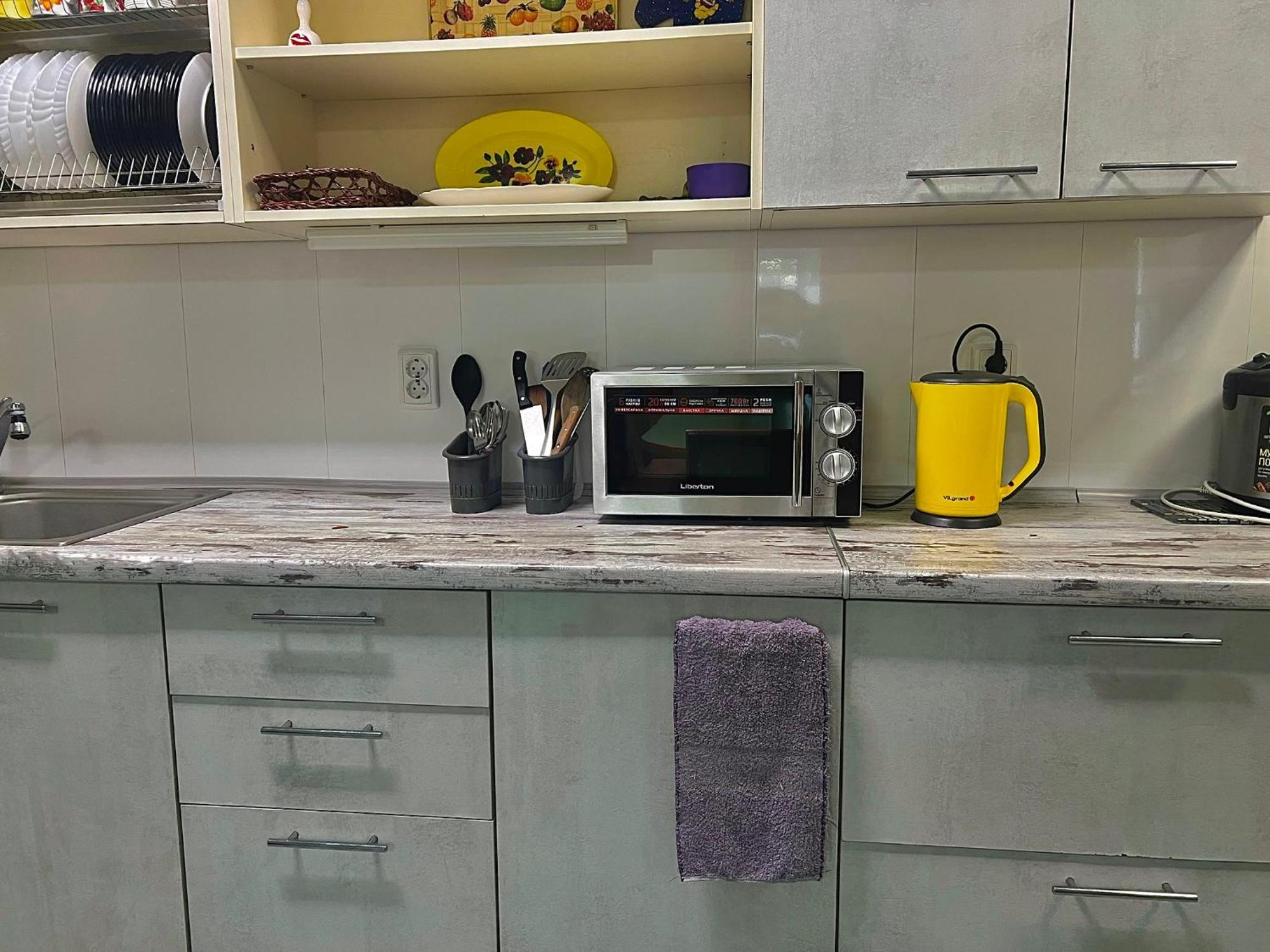 Demeevsky Hostel Киев Екстериор снимка