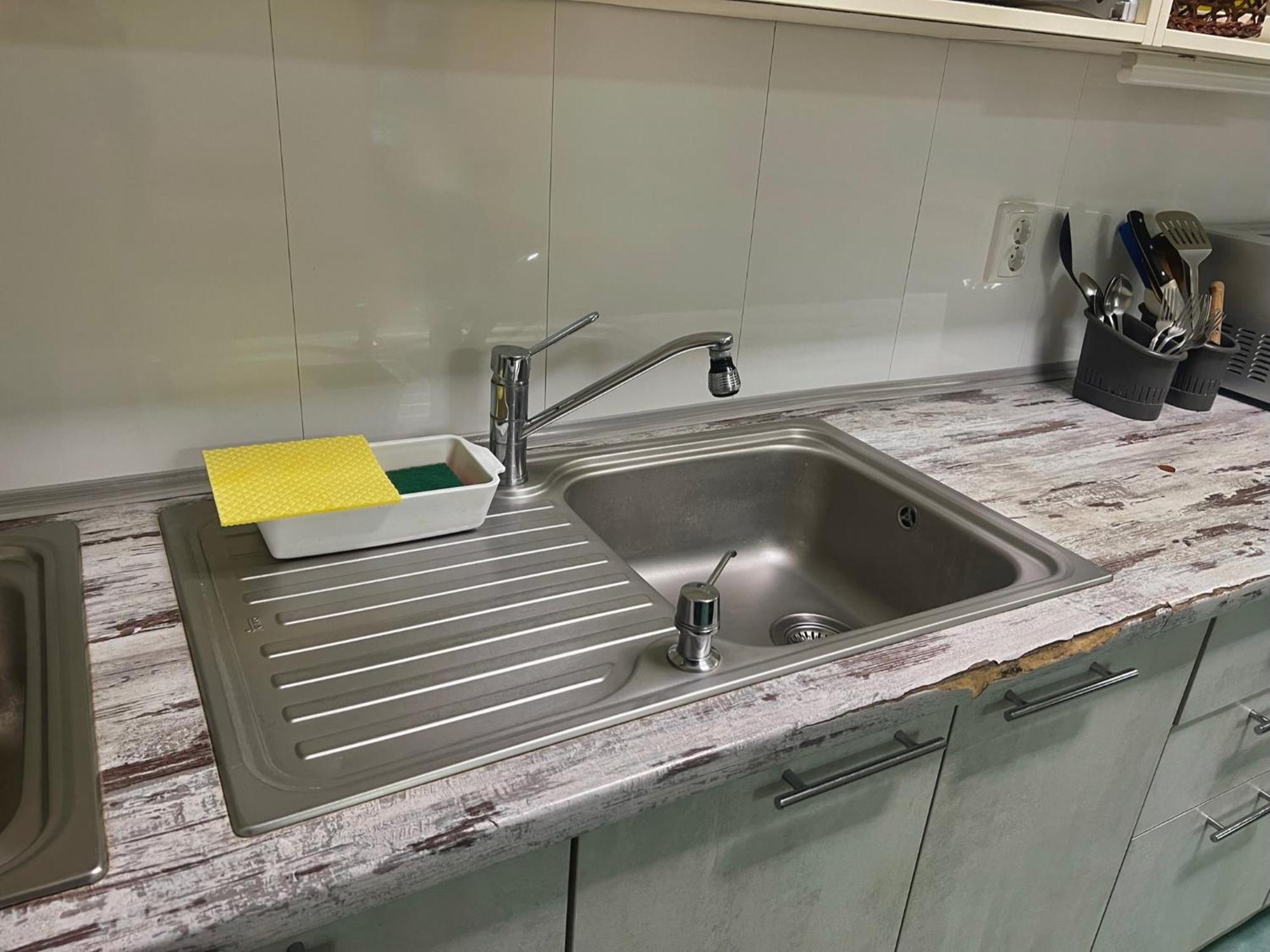 Demeevsky Hostel Киев Екстериор снимка